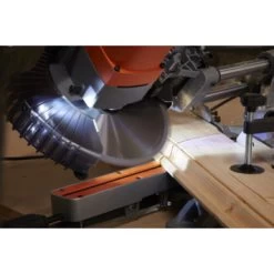 Black & Decker BLACK+DECKER 2100W 254mm Afkort- En Verstekzaag BES710-QS -Gereedschap Verkoop 123 1014