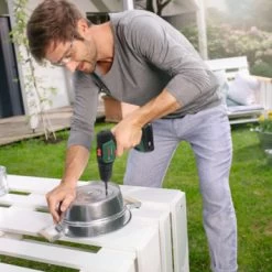 Bosch 18V Accuboormachine UniversalDrill (incl. 2 Accu's 1.5Ah + Lader) -Gereedschap Verkoop 123 1284