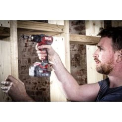 SKIL 20V Accuboormachine 3065GA Compact Brushless 60Nm + 2,0Ah Accu + Snellader + Koffer -Gereedschap Verkoop 123 1362