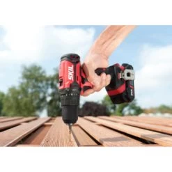 SKIL 20V Accuboormachine 3008HC + 2 Accu's 2,0Ah + Lader + 51-delige Set + Koffer -Gereedschap Verkoop 123 1376