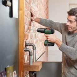 Bosch 18V Klopboormachine UniversalImpact (Incl. 2 Accu's 1.5Ah + Lader) -Gereedschap Verkoop 123 195