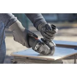 Black & Decker Black+Decker Haakse Slijper 115mm BEG210-QS -Gereedschap Verkoop 123 2390