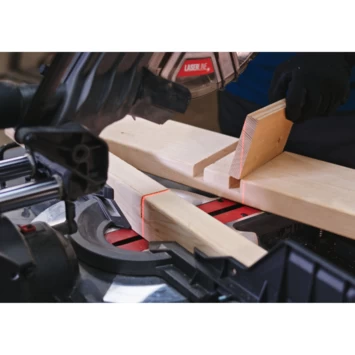 SKIL Afkortzaag /verstekzaag 254mm Met Trekfunctie, Laser En 'dual Bevel' Functie 1320AA 2000W + Snelklem 6 SKIL Afkortzaag /verstekzaag 254mm Met Trekfunctie, Laser En 'dual Bevel' Functie 1320AA 2000W + Snelklem - Afbeelding 6